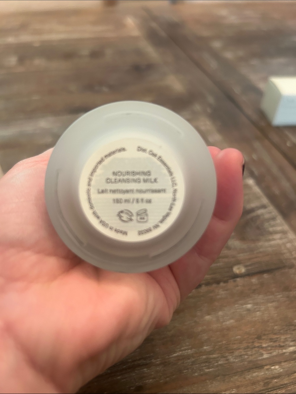 Oak Essentials Nourishing Cleansing Milk 5 fl oz - Picture 3 of 4